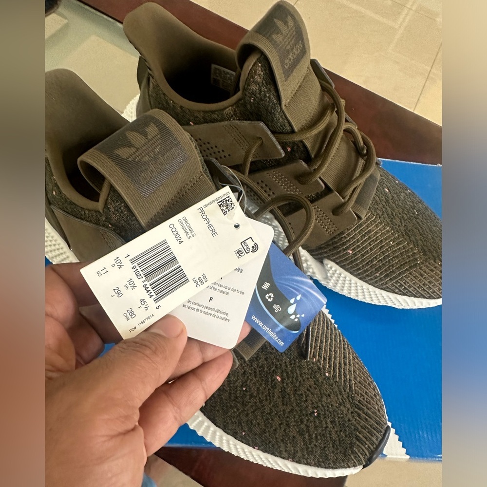 Adidas prosphere cq3024 size 11 brand new